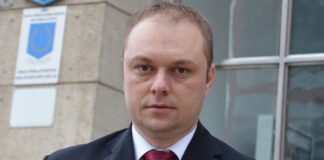 Primăria Iaşi a primit cu braţele larg deschise… o ţeapă de 270.290 lei de la LIVAGA, firmă înfiinţată de Gabriel LIGA-VARARU şi ajunsă pe mâna lui Cătălin Ioan IOANIDIS; nu s-a desfăşurat nicio Adunare a Creditorilor… pentru că DIRECŢIA EXPLOATARE PATRIMONIU (86,44% din masa credală) nu s-a deranjat să trimită un punct de vedere; EUROBUSINESS LRJ a făcut o golănie şi procedura de faliment a fost închisă