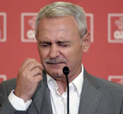 LIVIU-DRAGNEA-180