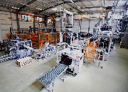 SAM-MILLS-FEED-180