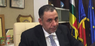 O primărie din Moldova a cerut insolvenţa GLINA SA. Firma controlată de libanezul Hassan MORAD, fratele lui Mohammad MURAD, face parte din Grupul MANDY FOODS, nu a depus bilanţurile pentru ultimii doi ani şi are datorii la stat de 1,87 milioane lei, inclusiv stopaj la sursă